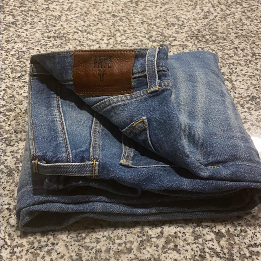 Frye Jeans Garrett Mid Rise